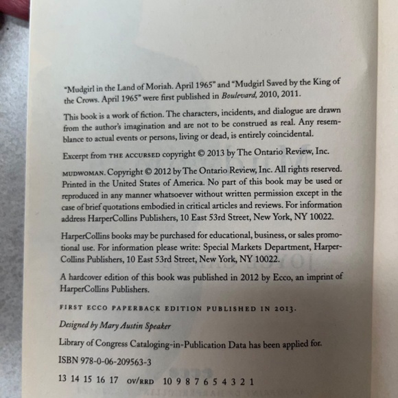 JOYCE CAROL OATES, MUDWOMAN, 2012, paperback, basically new. - Picture 4 of 4